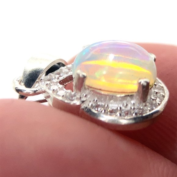 White Precious Opal 1.57ct Platinum Finish Solid 925 Sterling Silver Pendant - Picture 4 of 8